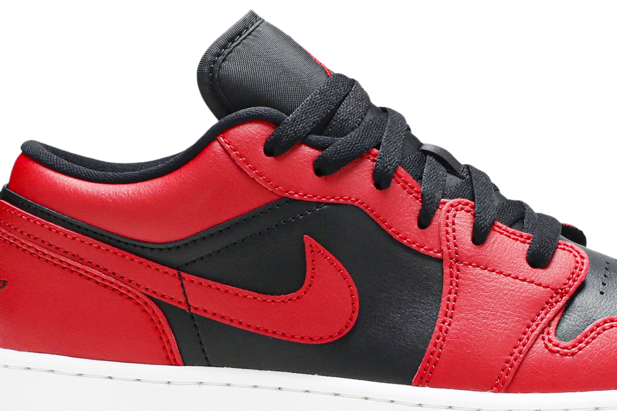 Air Jordan 1 Low Gs Reverse Bred Suisse