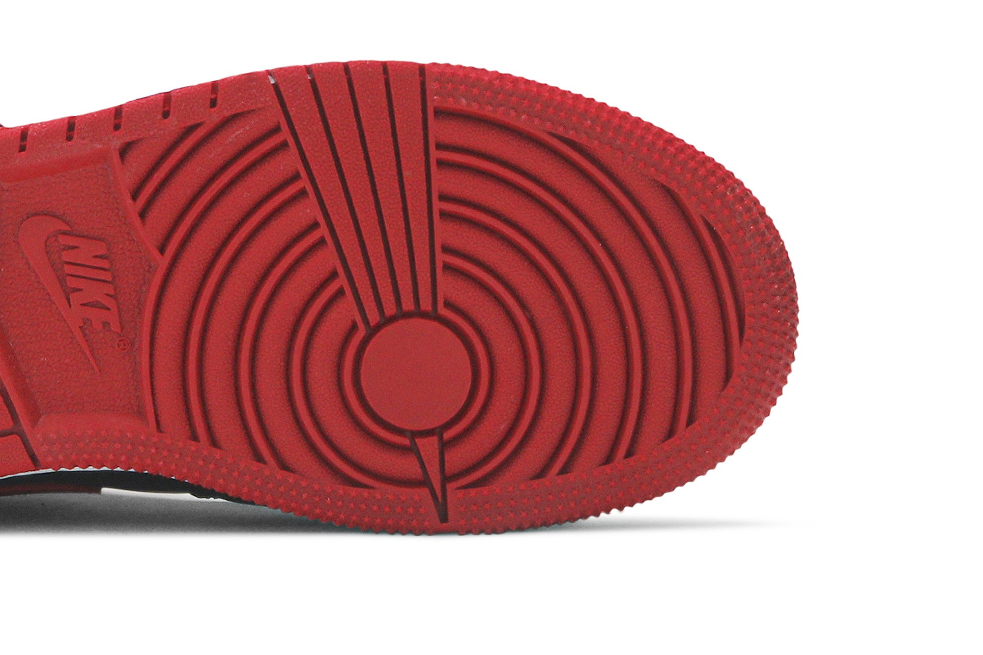 Air Jordan 1 Mid Gs Interdit Suisse