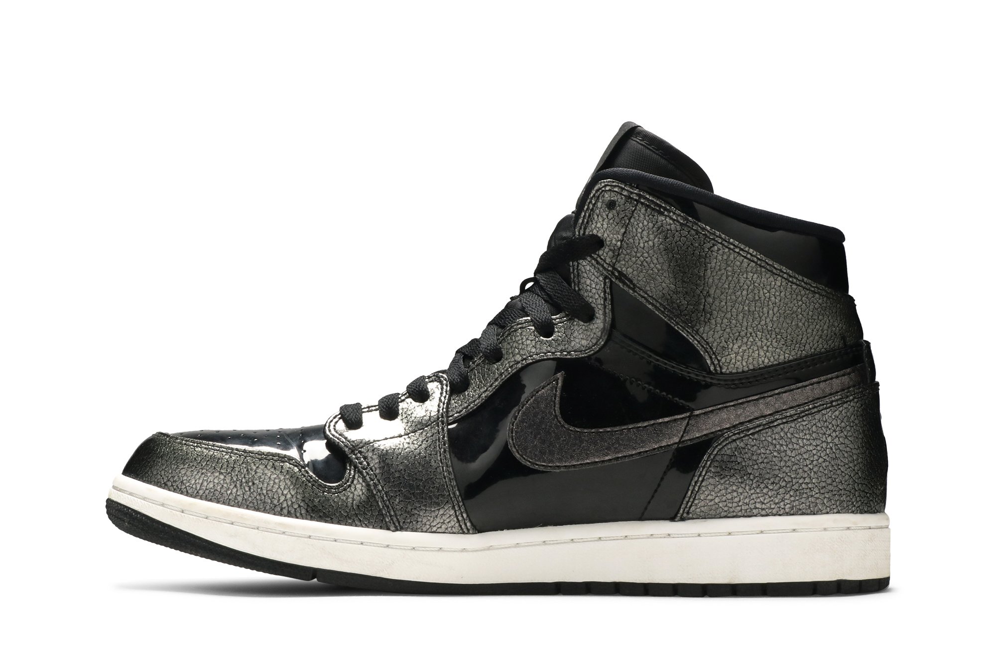 Air Jordan 1 Retro High Noir Brevet Suisse