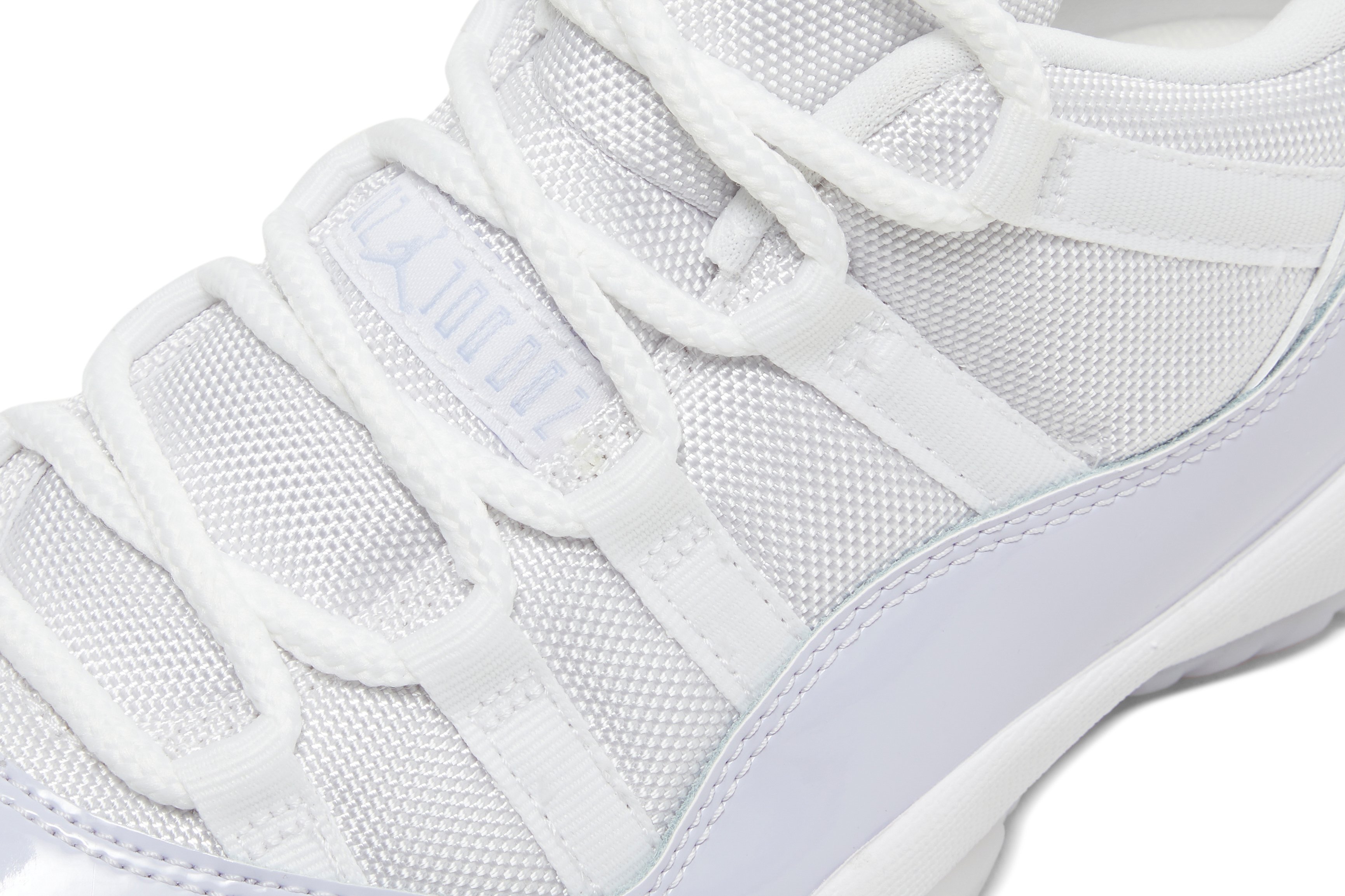 Wmns Air Jordan 11 Retro Low Pure Violet Suisse