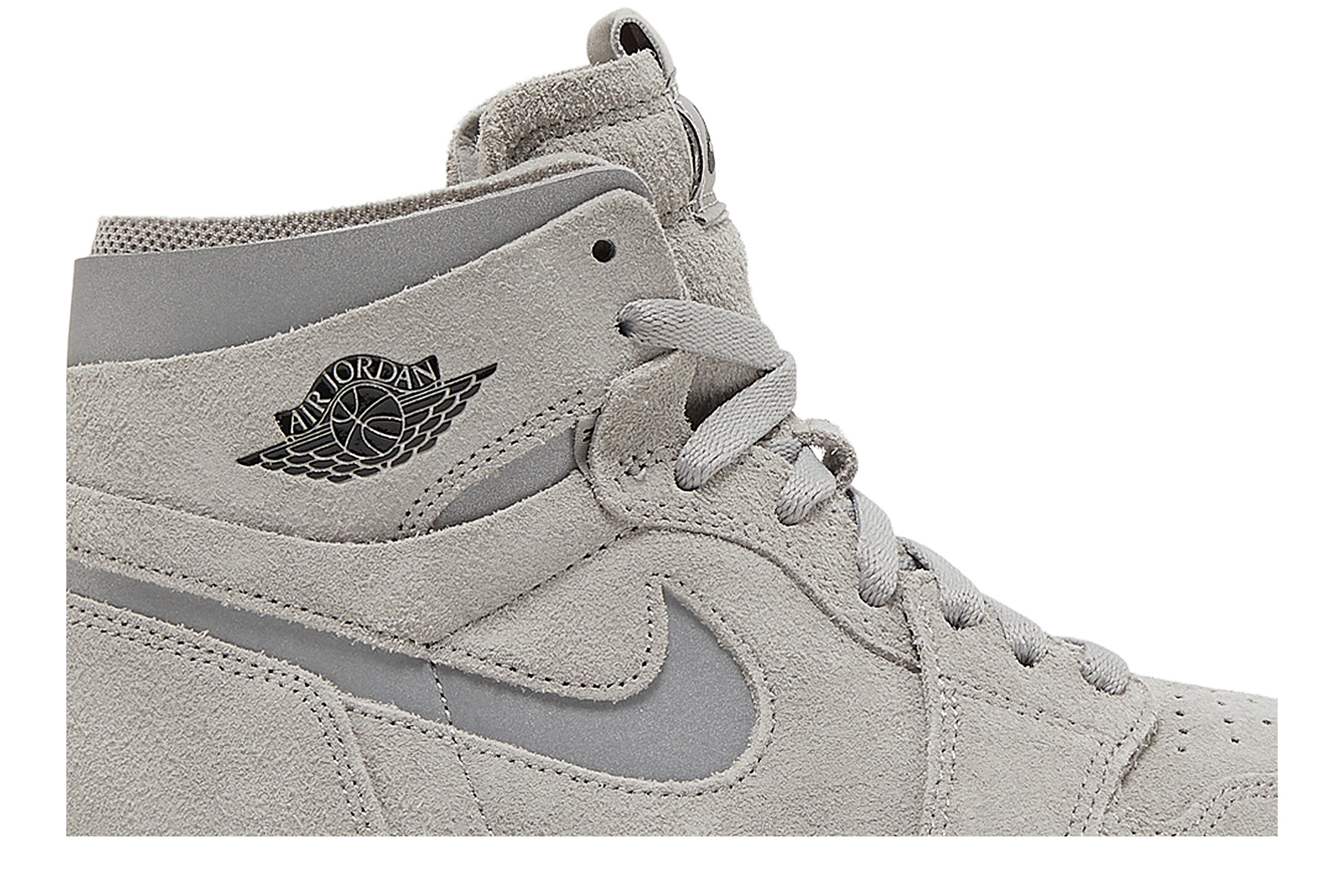 Wmns Air Jordan 1 High Zoom Comfort Medium Gris Suisse