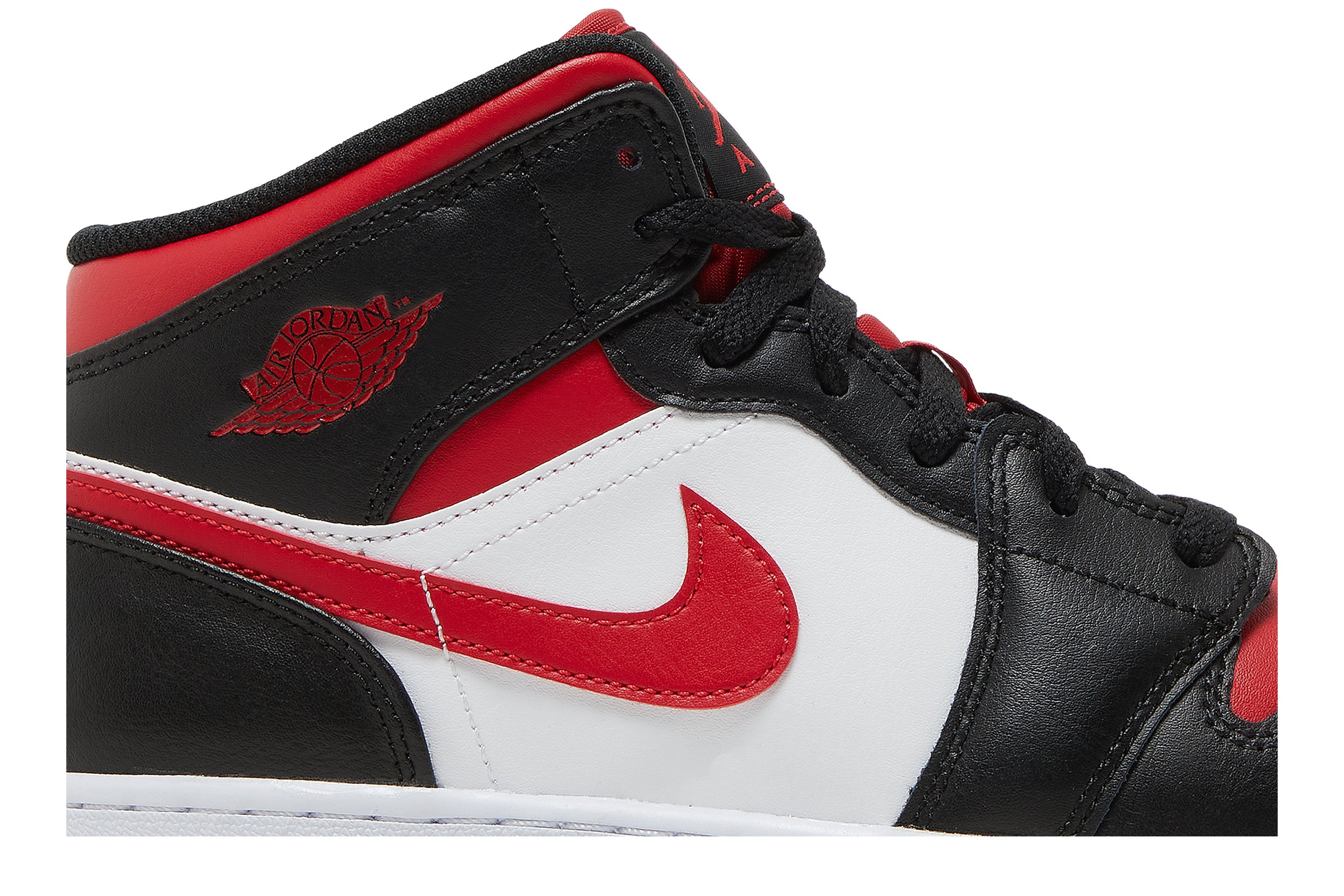 Air Jordan 1 Mid Gs Noir Feu Rouge Suisse