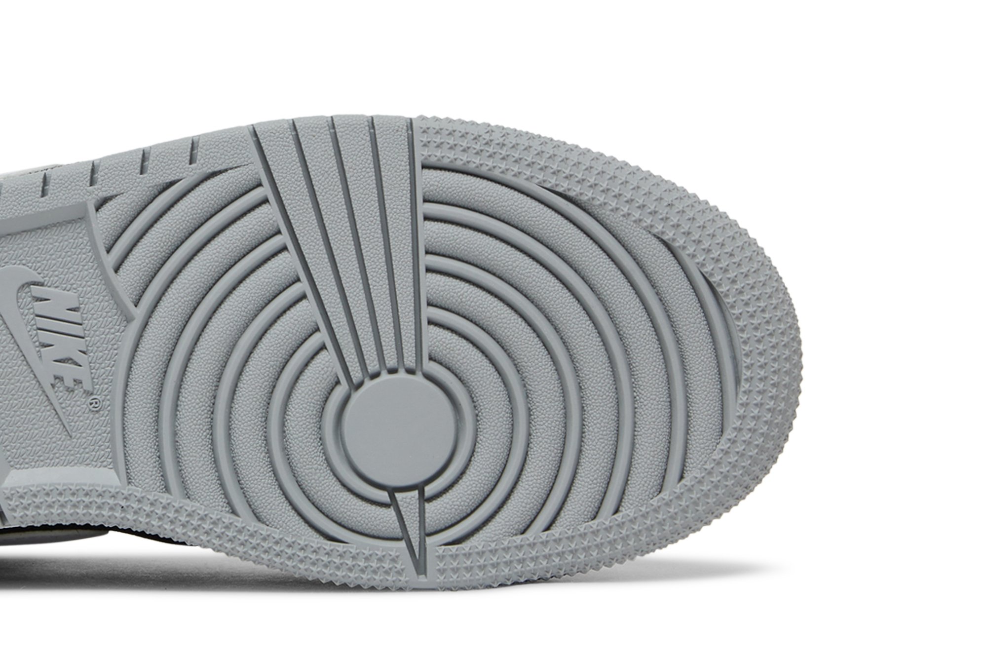 Air Jordan 1 Mid Se Gs Elephant Toe Suisse