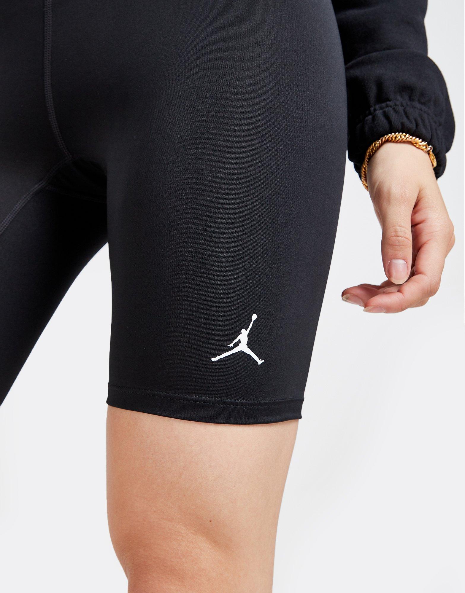 Short Cycliste Jordan Noir Suisse